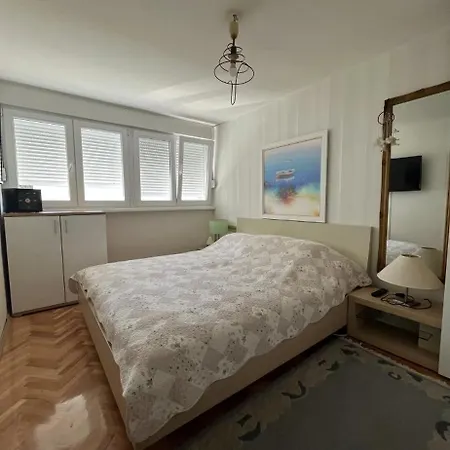 Apartment Navavil
